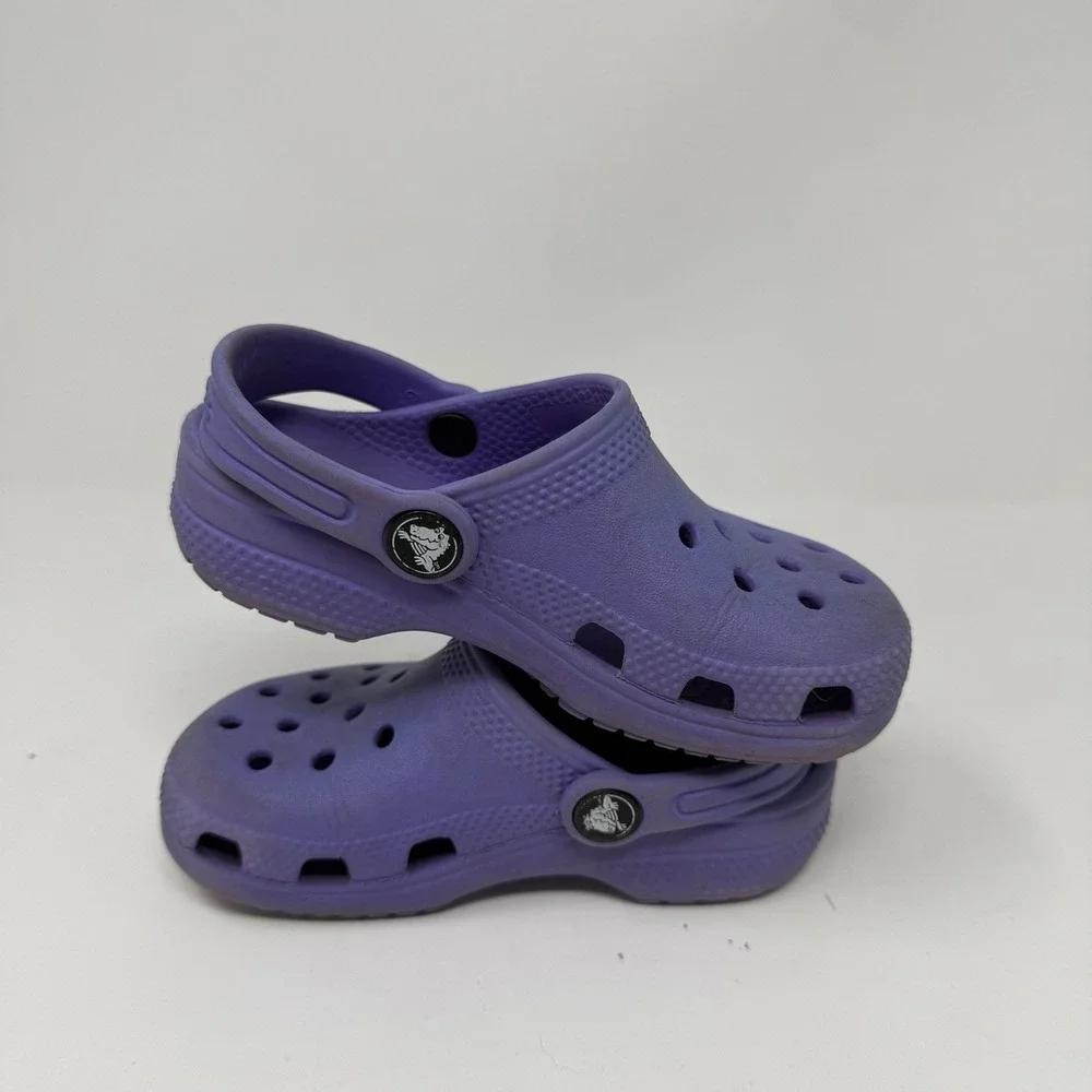 Crocs Kids Classic Clog‎ Purple Size C9 Slip On Shoes Rubber